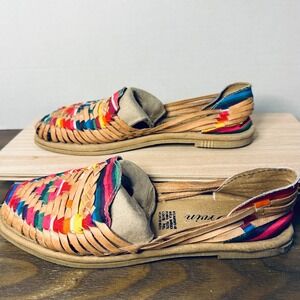 Mexican Huarache Sandals Woven Leather Rainbow Textile Flats Womens 7-7.5 MX 24